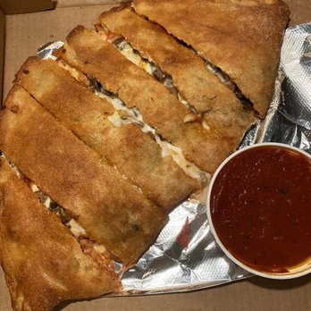 Green Mountain Pizza - Green Mountain Calzone, large - Pizza Near Me - Clermont, Florida