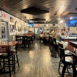 Paupack Watering Hole - Inside Dining and Bar