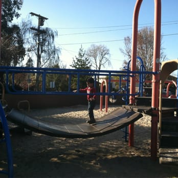 Cedar Rose Park - Parks Near Me - Berkeley, California