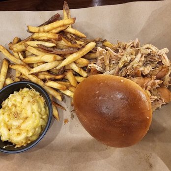 Mission BBQ - Pulled Chicken, fries, mac - Barbeque Near Me - Gurnee, Illinois