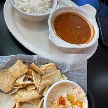 Fast Eddy's Quick Mideast - Spicy Chicken Curry, Arsha's Hummus N'tata Chips (Vegetarian) - Middle Eastern Near Me - Jacksonville, Florida