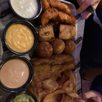 Boston Burger - Sampler - Burgers Near Me - Boston, Massachusetts Boston Burger - Sampler - Burgers Near Me - Boston, Massachusetts