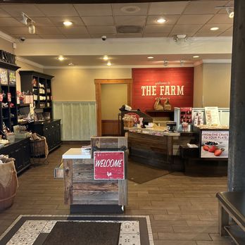 Bob Evans - The waiting area - American Near Me - Lebanon, Ohio Bob Evans - The waiting area - American Near Me - Lebanon, Ohio