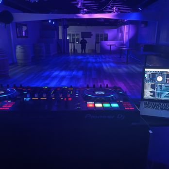 Dj Checo - DJs Near Me