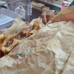 Wendy's - Burger with paper in it