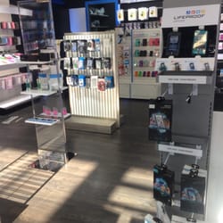 Livit Mobile - My fav store in the mall