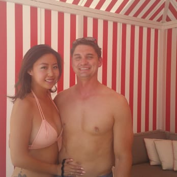 Foxtail Pool Club - Cabana life - Dance Clubs Near Me - Las Vegas, Nevada