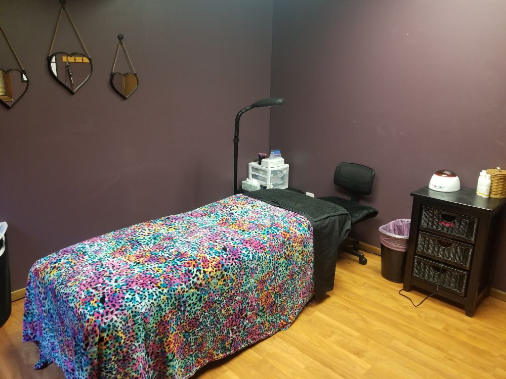 Teresa's salon Logo