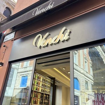 Venchi - Store front - Bakeries Near Me - Bologna, BO