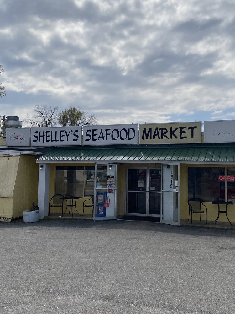 Food from Shelley's Seafood