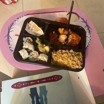 Sushi Maki - Coconut Grove - 2. Salmon Terriyaki Bento Box - Sushi Bars Near Me - Miami, Florida Sushi Maki - Coconut Grove - 2. Salmon Terriyaki Bento Box - Sushi Bars Near Me - Miami, Florida