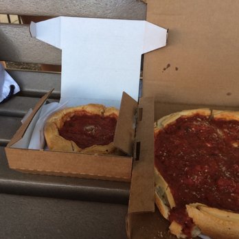 Gianna's Pizza - Pizza Near Me - Chicago, Illinois Gianna's Pizza - Pizza Near Me - Chicago, Illinois