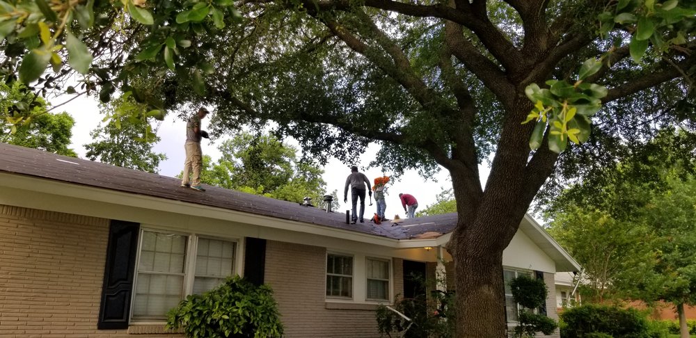 Slide of Lon Smith Roofing & Construction