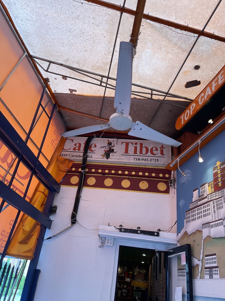Cafe Tibet Photos