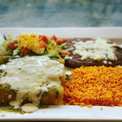 Margaronas Cantina - Enchilada Suizas