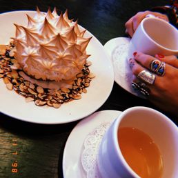Baked Alaska & Ginger Tea