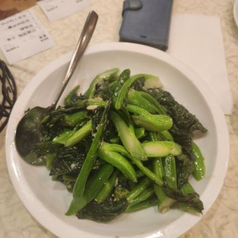 Yue Huang Restaurant - Garlic Gai Lan (Chinese broccoli) - Seafood Near Me - Sacramento, California Yue Huang Restaurant - Garlic Gai Lan (Chinese broccoli) - Seafood Near Me - Sacramento, California