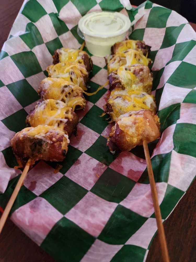 The Caddy Shack West Sports Bar & Grill