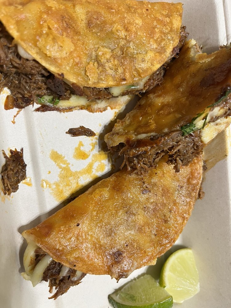 TNT’s Tacos N' Tortas