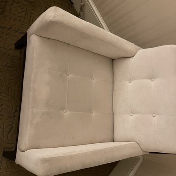 The Benjamin - Sofá in room dirty - Hotels Near Me - New York, New York