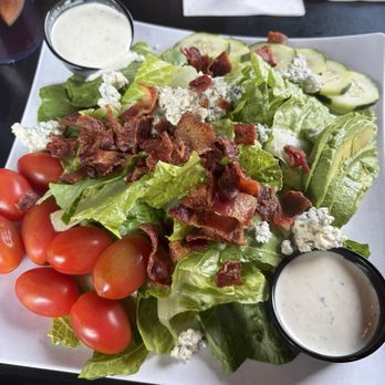 Crave Grille - Bacon & Bleu Salad - American Near Me - Vancouver, Washington
