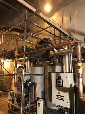 L&R maintenance mechanical Logo