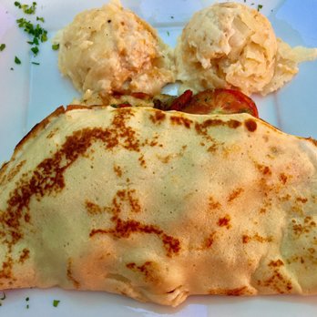 Cafe Laurent - Crepe Le Provençal and potato gratin - French Near Me - Mar Vista, California