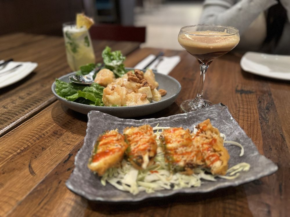Boathouse Asian Eatery
