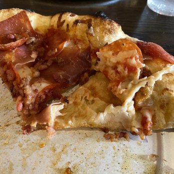 The Mule House - Basically no sauce pizza single person size with drink close to $19.00 if you tip the standard 15% - Food Trucks Near Me - Cartersville, Georgia The Mule House - Basically no sauce pizza single person size with drink close to $19.00 if you tip the standard 15% - Food Trucks Near Me - Cartersville, Georgia