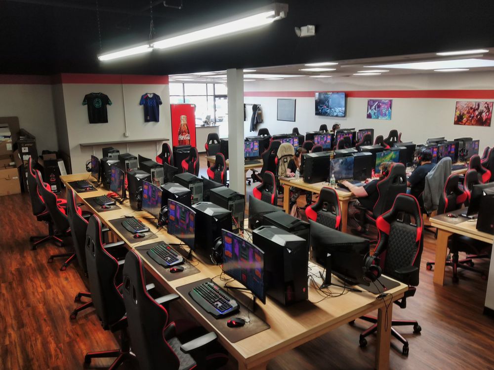 THE META GAMING AND ESPORTS Updated September 2024 556 N Country