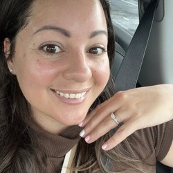 Aura By Angelina - Zero makeup fresh facial glow!