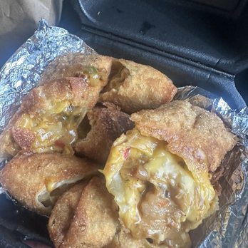 Burger IM - Crawfish and shrimp eggrolls - Desserts Near Me - Baton Rouge, Louisiana Burger IM - Crawfish and shrimp eggrolls - Desserts Near Me - Baton Rouge, Louisiana