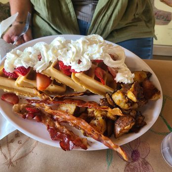 The Sinful Kitchen - Belgian waffles with strawberries - Breakfast & Brunch Near Me - Portland, Maine The Sinful Kitchen - Belgian waffles with strawberries - Breakfast & Brunch Near Me - Portland, Maine