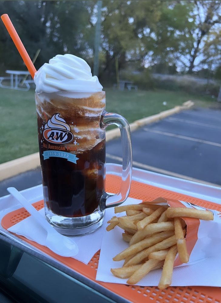 A&W Restaurant Logo