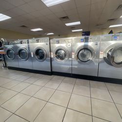 Lone Star Wash & Dry - Evening photo