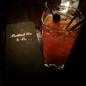Bathtub Gin - Cocktail Bars Near Me - Seattle, Washington