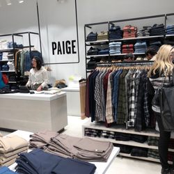 PAIGE - Desert Hills Premium Outlet