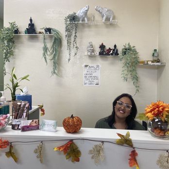 Jas Eyebrow Threading - Front counter and the beautiful Jasmine! - Eyebrow Services Near Me - Carmichael, California