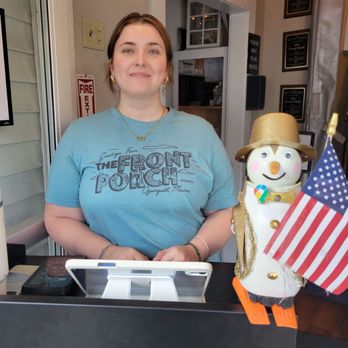 The Front Porch Piano Bar & Restaurant - Lounges Near Me - Ogunquit, Maine