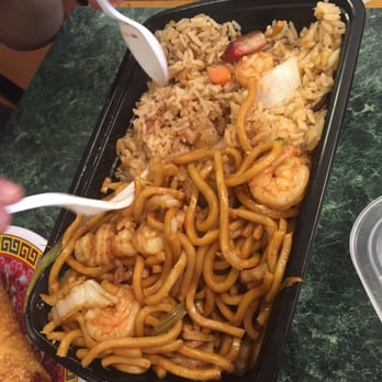 Shunxing Chinese Restaurant - Shrimp Lo Mein Combination (Egg roll not in picture) Sorry husband couldn't wait long enough for me to take a picture before digging in - Chinese Near Me - Stafford, Virginia
