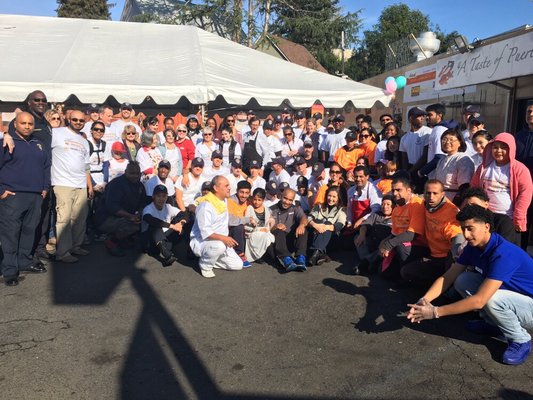 Two Star Market by null