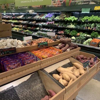 Natural Grocers - a produce section in a grocery store - Grocery Near Me - Austin, Texas Natural Grocers - a produce section in a grocery store - Grocery Near Me - Austin, Texas