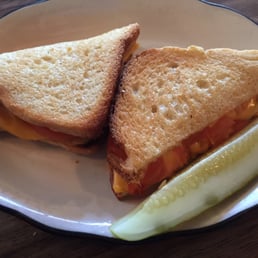 Grilled cheese with tomato
