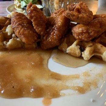 Union Straw - Fried Chicken & Waffles - New American Near Me - Foxborough, Massachusetts Union Straw - Fried Chicken & Waffles - New American Near Me - Foxborough, Massachusetts