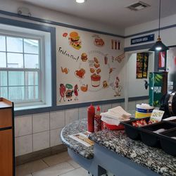Highway Fried Chicken & Seafood - Clean restaurant