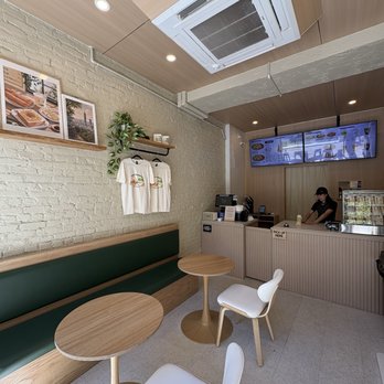 Egg & Soy - Inside of the cafe - Cafes Near Me - New York, New York