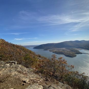 Anthony’s Nose - Hiking Near Me - Garrison, New York