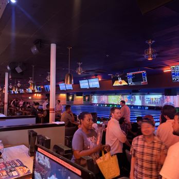 Lucky Strike Mar Vista - Venues & Event Spaces Near Me - Los Angeles, California