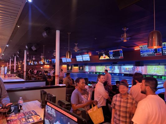 Lucky Strike Mar Vista by null