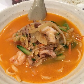 Chef Ping - Ping's noodle soup 炒马面 (hand pulled noodles but the broth reminds me of Shin ramen-- not that it's a bad thing!) - Chinese Near Me - Rolling Meadows, Illinois